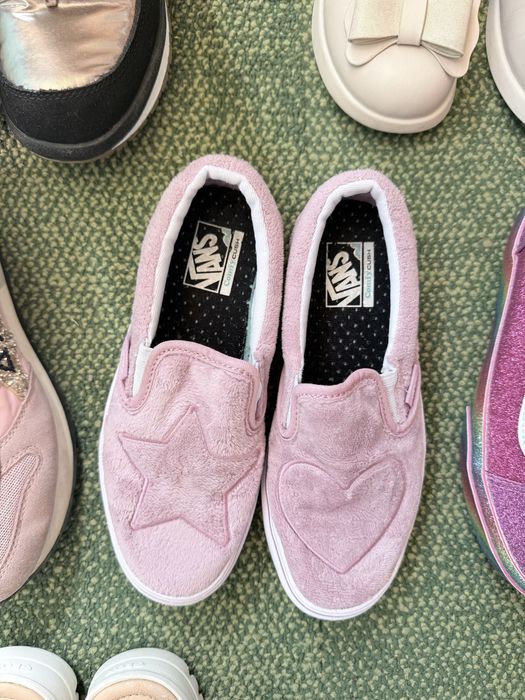 Детски обувки за момиче-комплект.