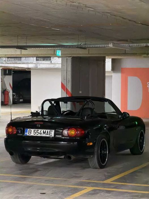 Mazda MX-5 NB 1.6 – proiect fun+ multe piese extra