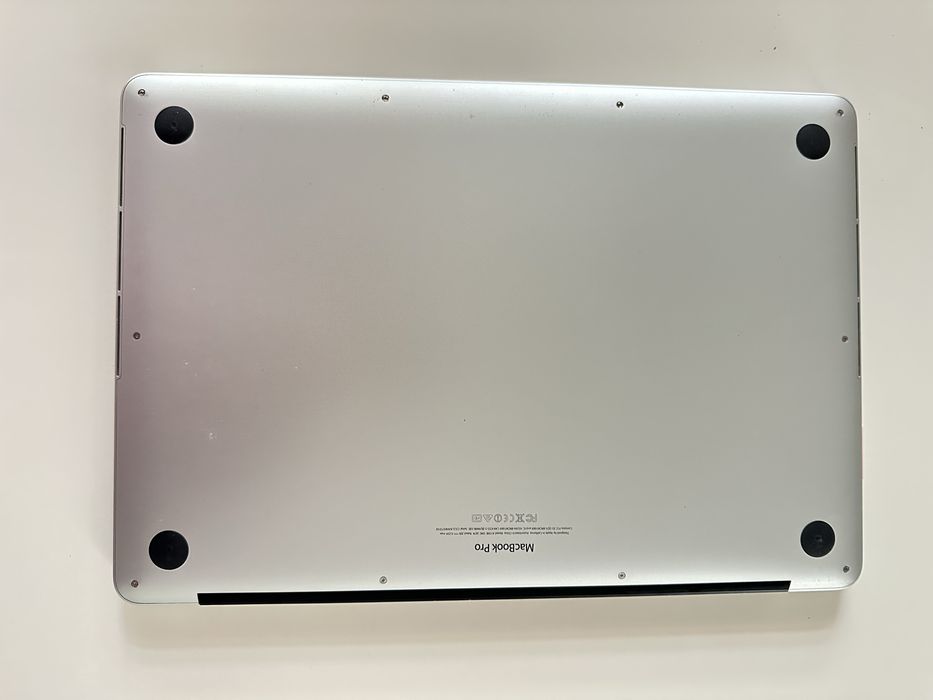 MacBook Pro Retina 15” intel core i7