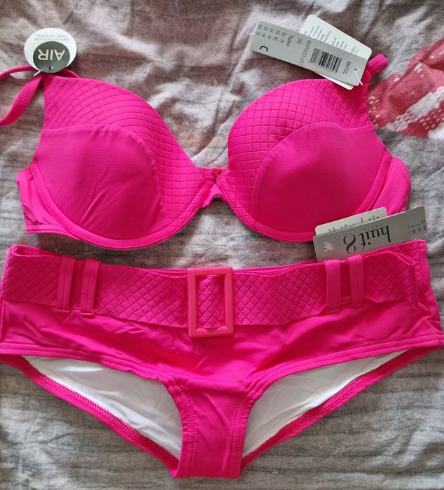 Бански Huit8 Paris- нов с етикети