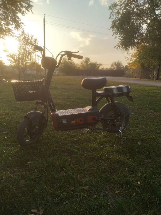 Электронной скутир в хорошм састаяниа