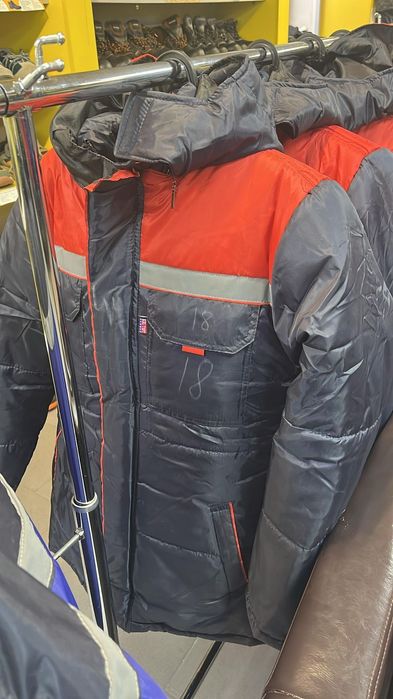 Продам спец ( рабочую) одежду