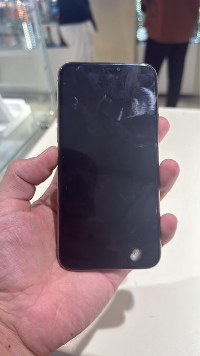 Продаю iPhone 11 Pro 256 ГБ
