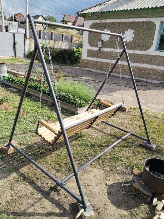 Продам садовые качели