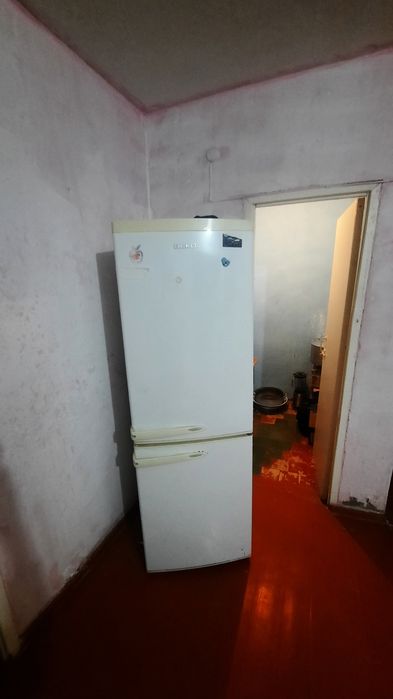 Продам Холодилник рабочий,