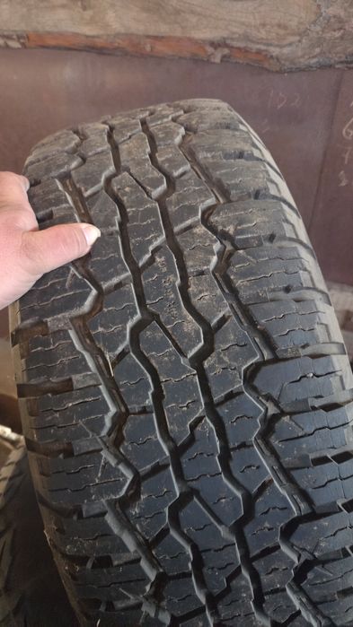 Резина р16  а/т  б/у
