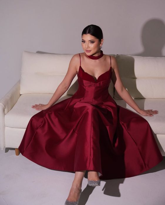 Новые платья с этикеткой