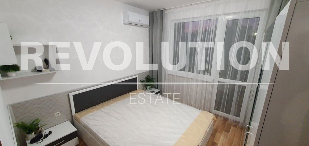 Тристаен апартамент в района на Трошево!