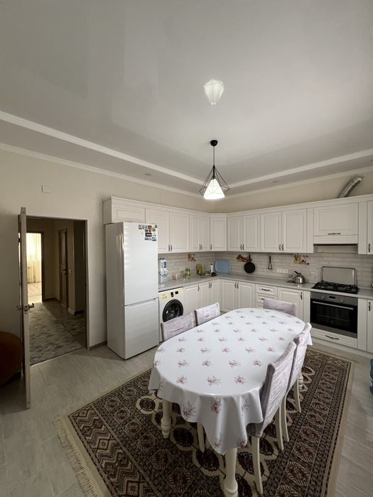 3-комнатная квартира, 110 м², 4/5 этаж - Widok 2