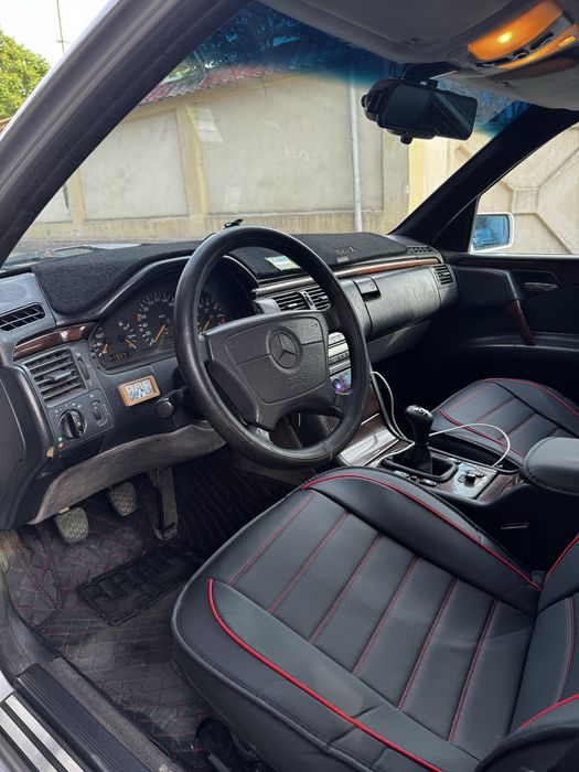 Mercedes Benz w210 e200