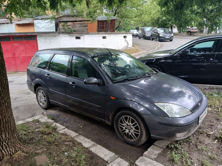 FORD Focus 2001 — imagine 4