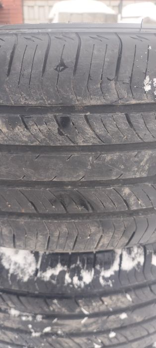 Продам резину летнию