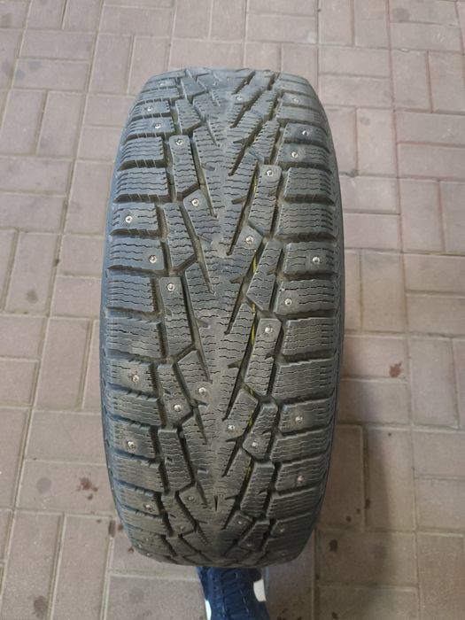 Продам автошину 1  шт