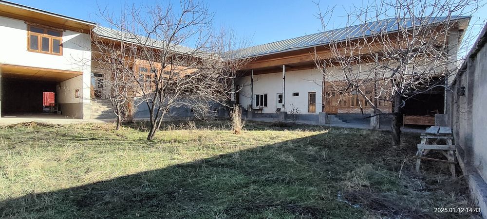 Uy sotiladi,Obod mahalla, Lolazor
Lolazor ko'chasida uy sotiladi. Umum