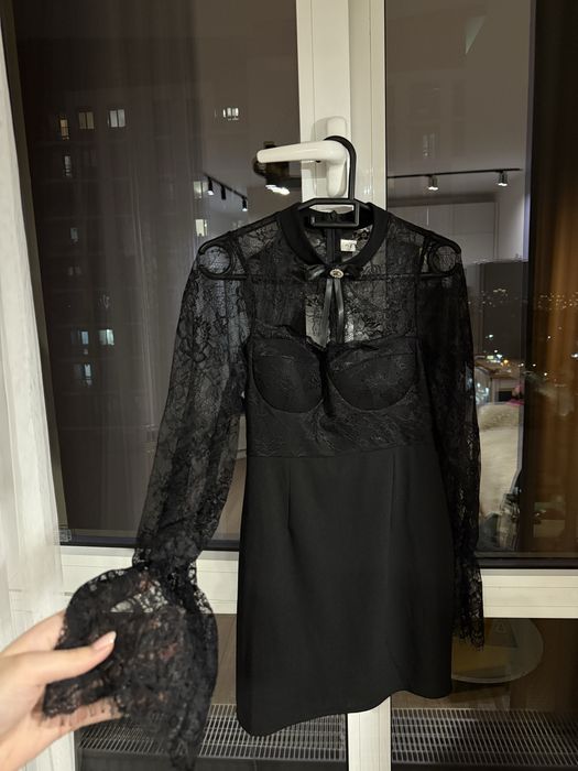 Платья в идеальном состоянии дешево