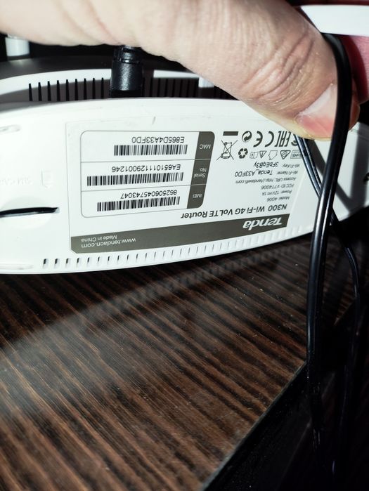 Pachet router 4g sim Tenda + telefon fix