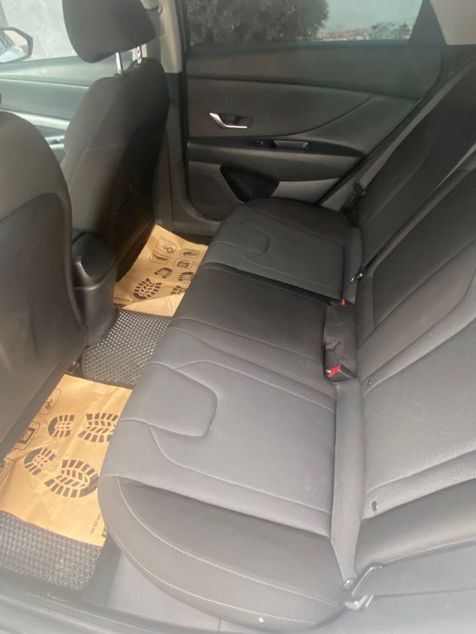 Hyundai Elantra 2022