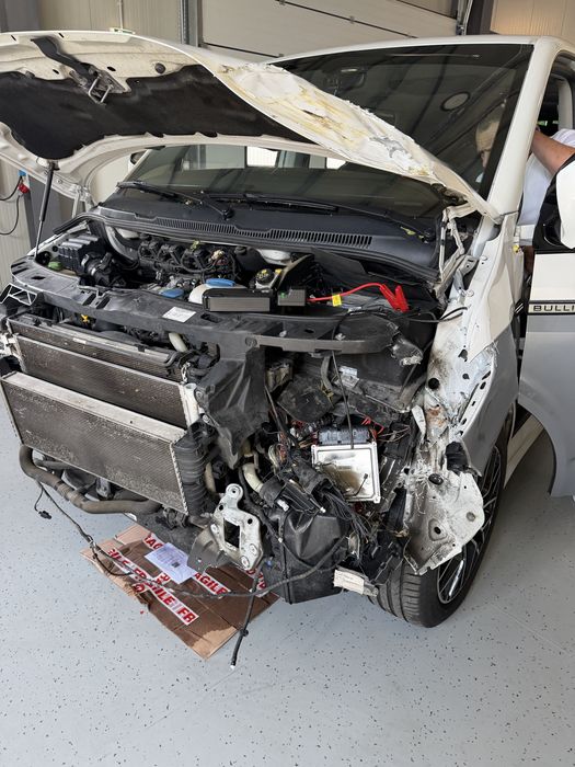 Vw multivan abt power 2.0 239cp avariat