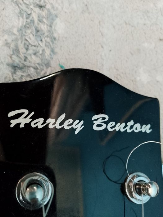 Original Harley Benton SG uslubidagi gitara