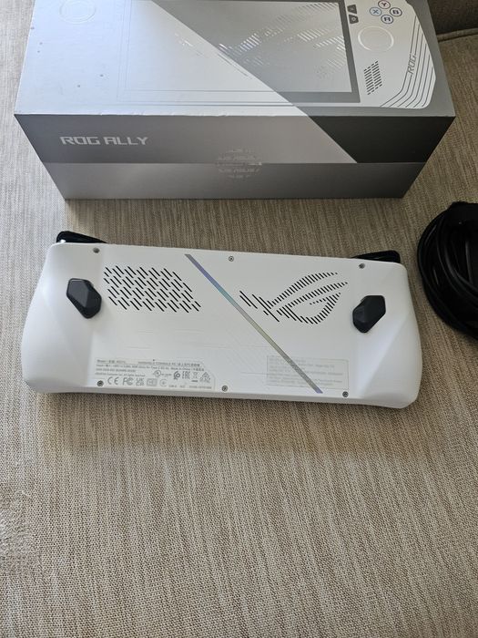 Asus rog z1 ally la cutie
