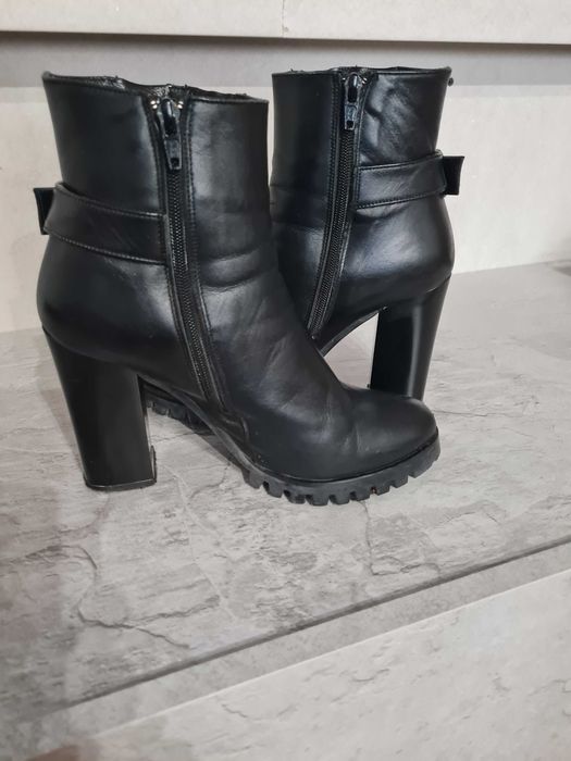 Дамски боти на Gianni, 36 размер