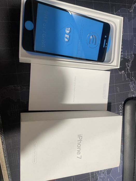 Продам iphone 7