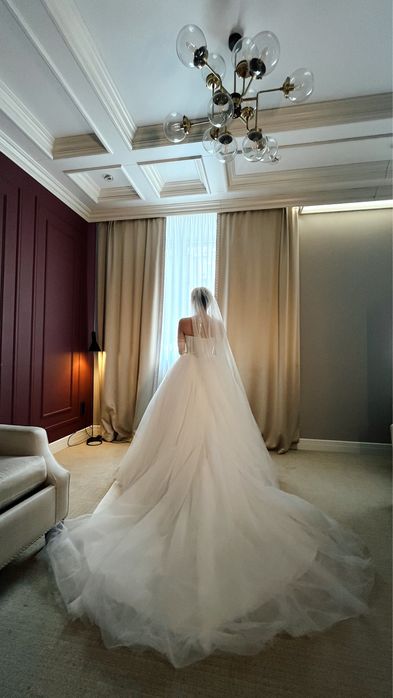 Свадбное платье с красивым корсетом