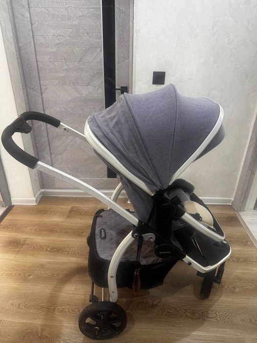 Коляска прогулочная