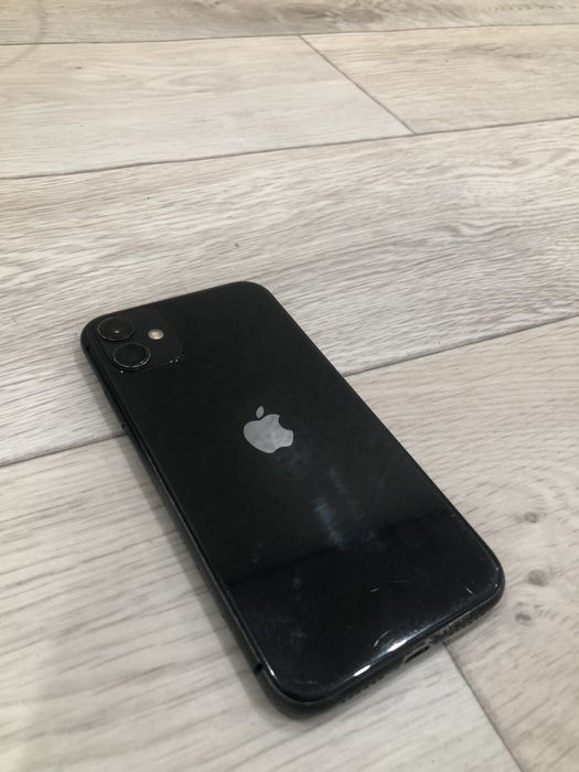 Продам айфон 11 64gb