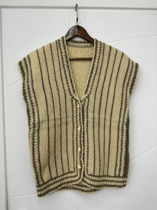 Ръчно плетени елеци