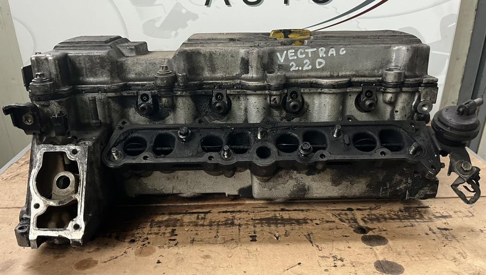 Цилиндрова глава Opel 2.2dti 125к.с. 2004г.