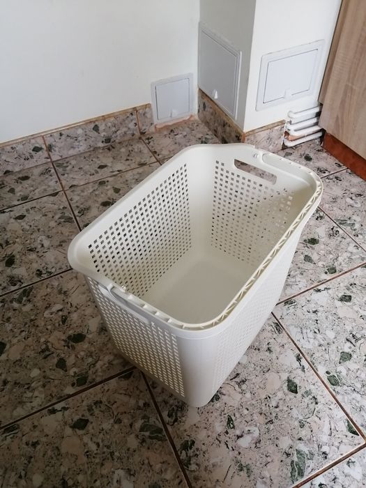 Cos de rufe cu mâner
