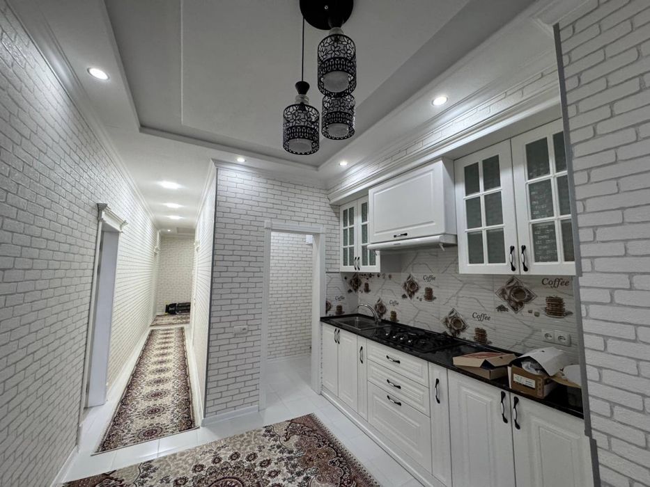 Vokzal Saodatda uy sotiladi 2x xonali!!!