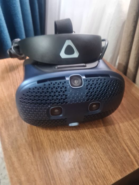 VR шлем HTC vive cosmos