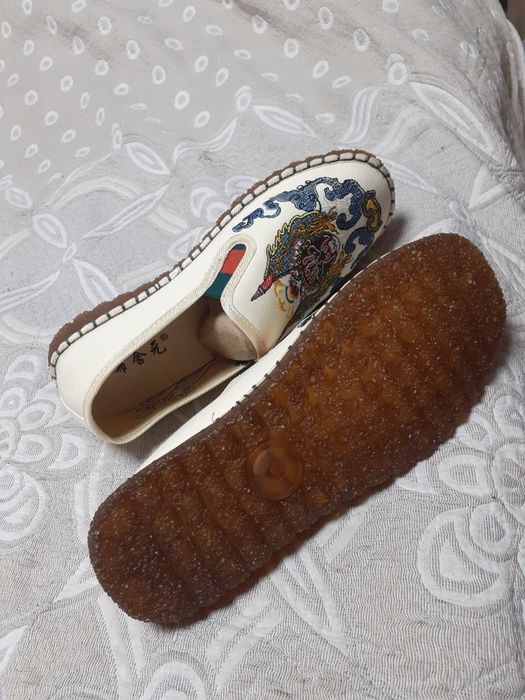 Продам, мокасины