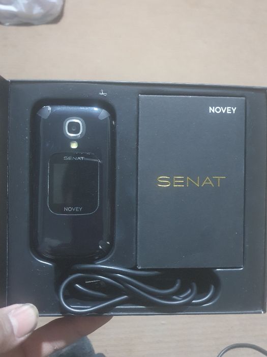 Novey  senat 700 ming