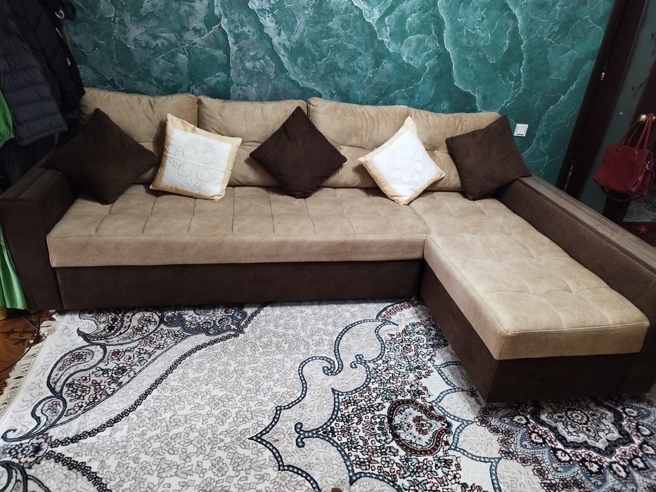 Диван , в отличном состоянии!
