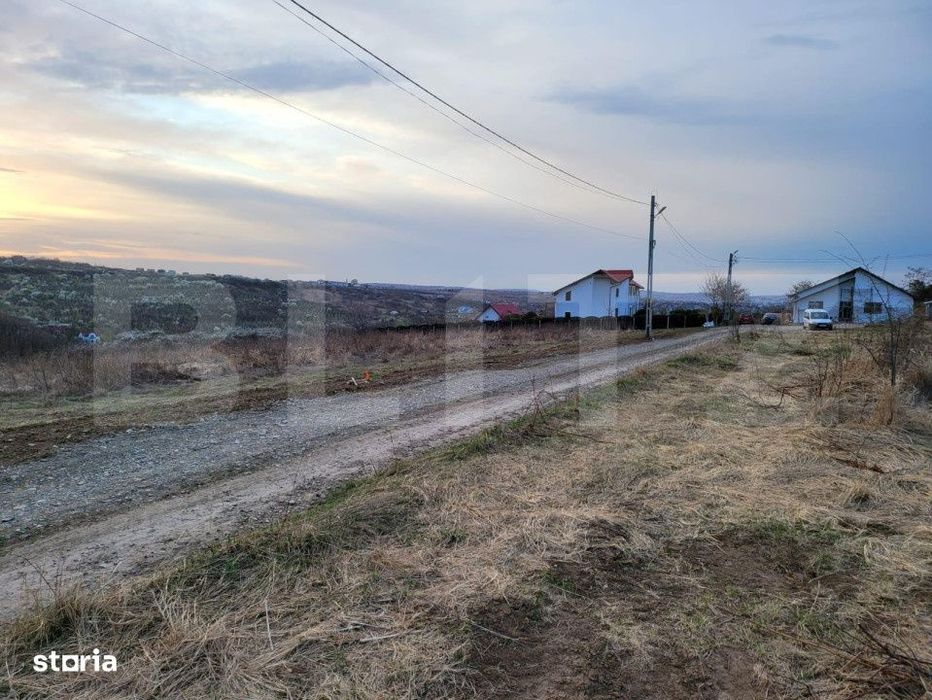 Teren intravilan 915 intravilan Visani, panorama, utilitati