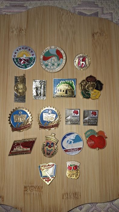 Продам коллекционные значки
