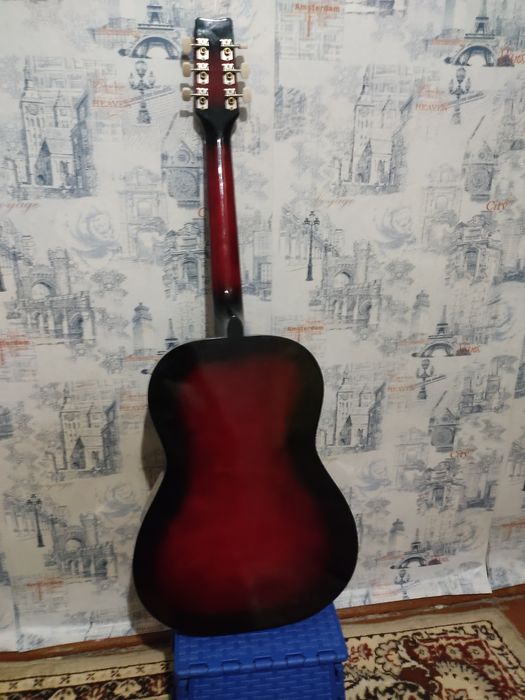 Акустическая Гитара  Madina