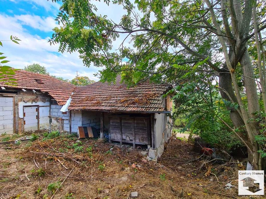 116196 Частично реновирана къща в с.Церова Кория, 15 км. от В. Търново