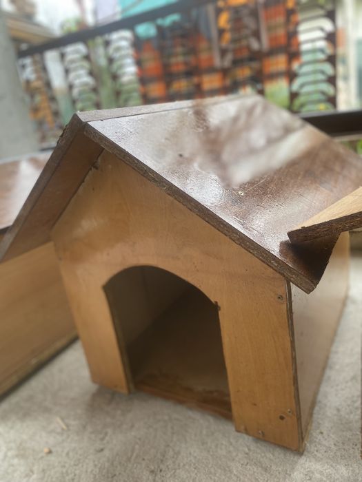 Ръчно изработени къщички за куче