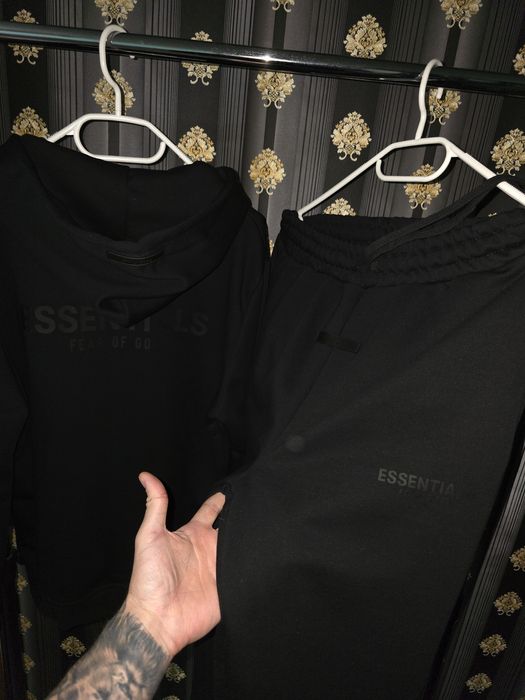 Compleu x trening Essentials  / syna world / hoodrich