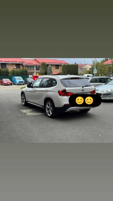 Vând BMW x1 2011