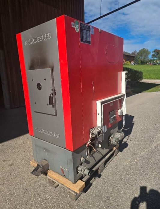 Centrala 100KW  autoalimentată cu biomasă,  tocătura de lemn