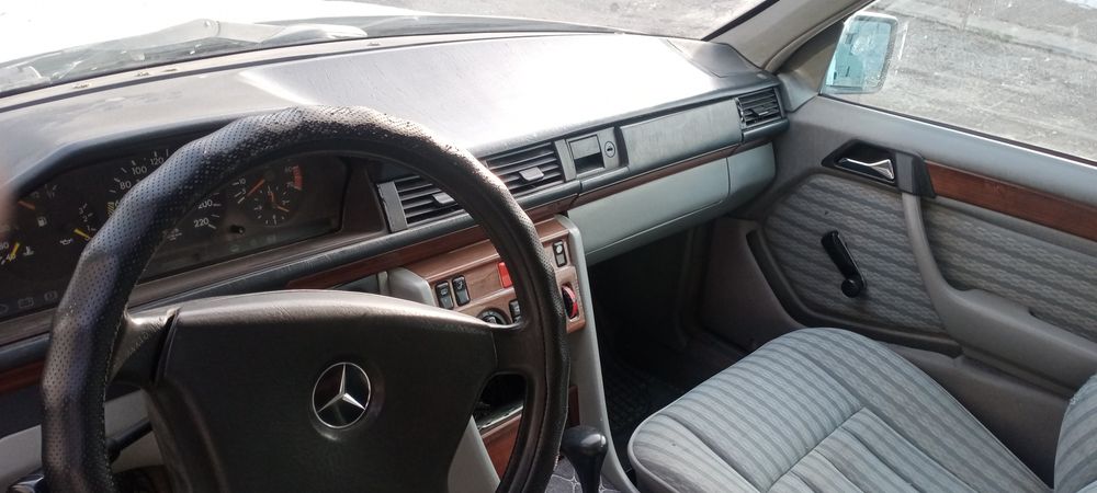 Мерседес Е200 сатылады срочно