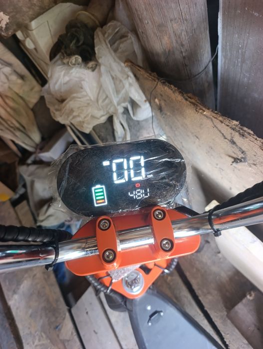 Электроскутер новый продам