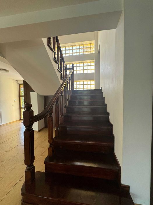 Casa deosebita P+M 252 mp utili, teren de 1654 mp, Aleea Manastirii De