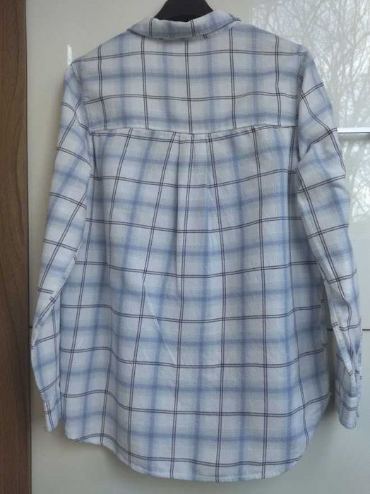 Дамска риза C & A, размер 40