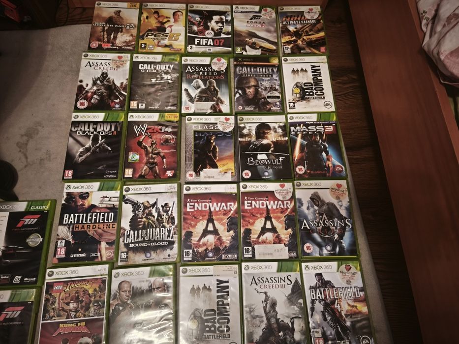 Xbox 360, 43 игри и контролер